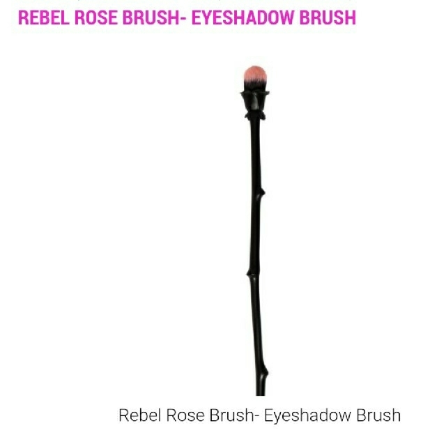 Sephora(セフォラ)のWet n wild ♡ Rebel Rose コレクション アイシャドウブラシ コスメ/美容のベースメイク/化粧品(その他)の商品写真