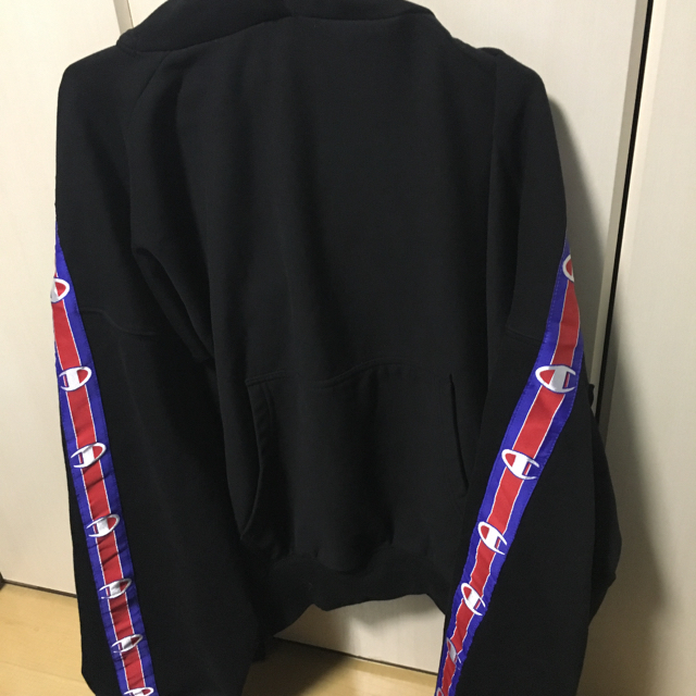 Champion - VETEMENTS Champion パーカー 専用の通販 by けーご's shop