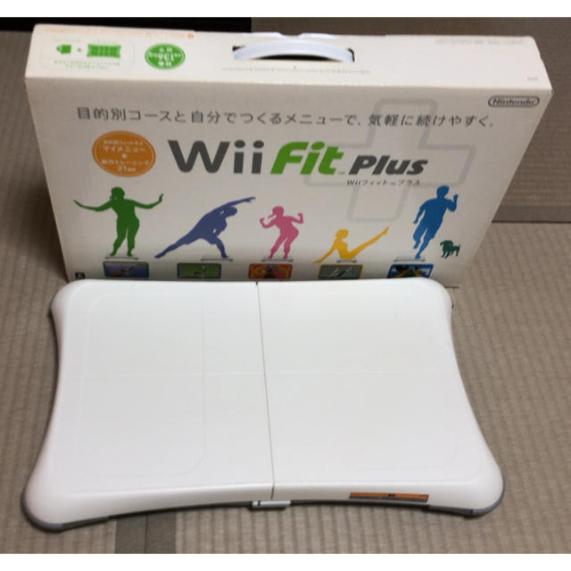 Wii U本体+Wii Fit セット Wii U本体+Wii Fit セット