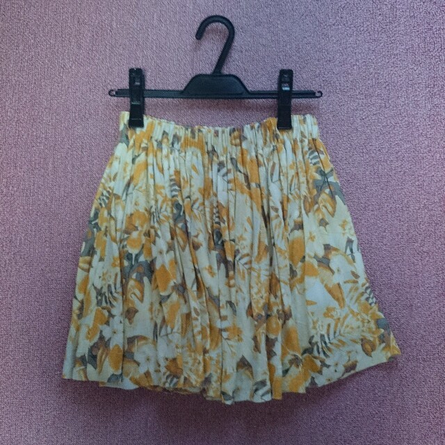 SNIDEL(スナイデル)のsnidel♡トロピカルフラワースカート レディースのスカート(ミニスカート)の商品写真