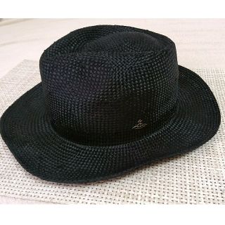 ヴィヴィアンウエストウッド(Vivienne Westwood)の【新品格安19440円】ヴィヴィアンウエストウッド　麦わら帽子　ハット　帽子　黒(ハット)