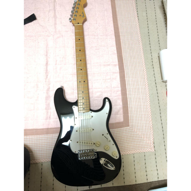 Fender japan ストラトキャスター ブラック