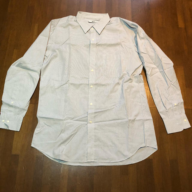 【未使用】男性用  UNIQLOカッターシャツ メンズのトップス(シャツ)の商品写真
