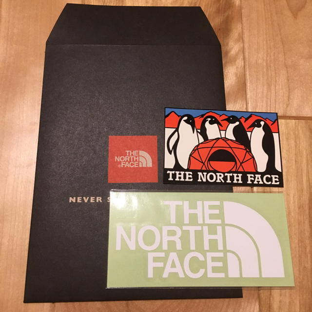 THE NORTH FACE(ザノースフェイス)のTHE NORTH FACE ステッカー★2枚セット 自動車/バイクのバイク(ステッカー)の商品写真