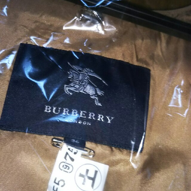 BURBERRY(バーバリー)のバーバリー トレンチコート  36  画像１ レディースのジャケット/アウター(トレンチコート)の商品写真