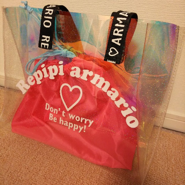 repipi armario(レピピアルマリオ)のrepipi armario レピピ テープロゴビニールBag   キッズ/ベビー/マタニティのこども用バッグ(トートバッグ)の商品写真