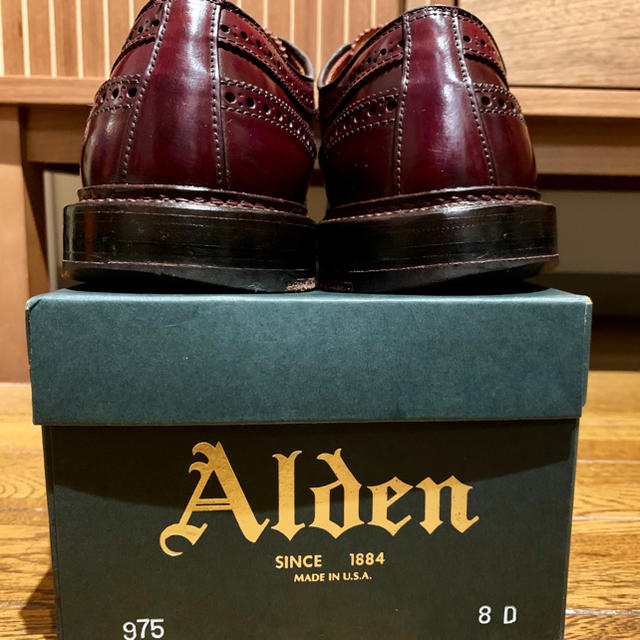 Alden(オールデン)のオールデン コードバン 975 バーガンディー メンズの靴/シューズ(ドレス/ビジネス)の商品写真