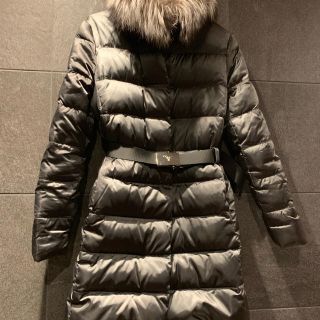 プラダ(PRADA)のプラダ  ダウン  シルバーフォックス(ダウンコート)