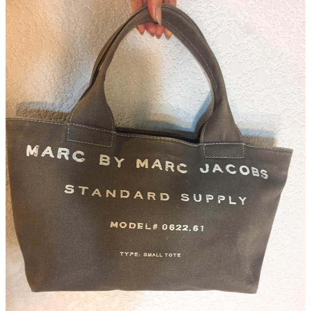 MARC BY MARC JACOBS - マークバイジェイコブス トートバッグの通販 by