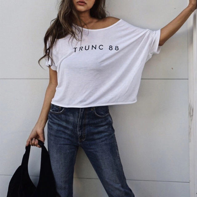 ALEXIA STAM(アリシアスタン)のtrunc88  オフショルTシャツ レディースのトップス(Tシャツ(半袖/袖なし))の商品写真