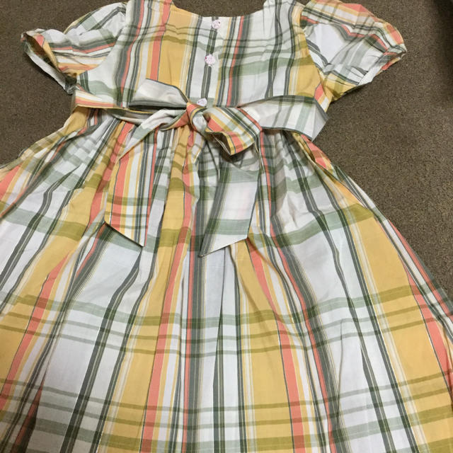 BURBERRY(バーバリー)の期間限定セール スモッキングワンピース 新品 [21] キッズ/ベビー/マタニティのキッズ服女の子用(90cm~)(ワンピース)の商品写真