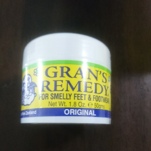 Gran's Remedy(グランズレメディ)の新品　グランズレメディ　レギュラー 50g コスメ/美容のボディケア(フットケア)の商品写真