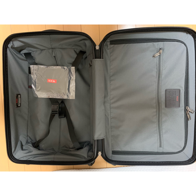 TUMI - レア! TUMI トゥミ 機内持込(36L) 4輪 迷彩 スーツケース