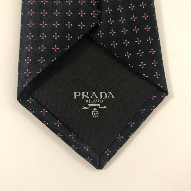 PRADA(プラダ)の【新品・未使用】PRADA プラダ ネクタイ メンズのファッション小物(ネクタイ)の商品写真