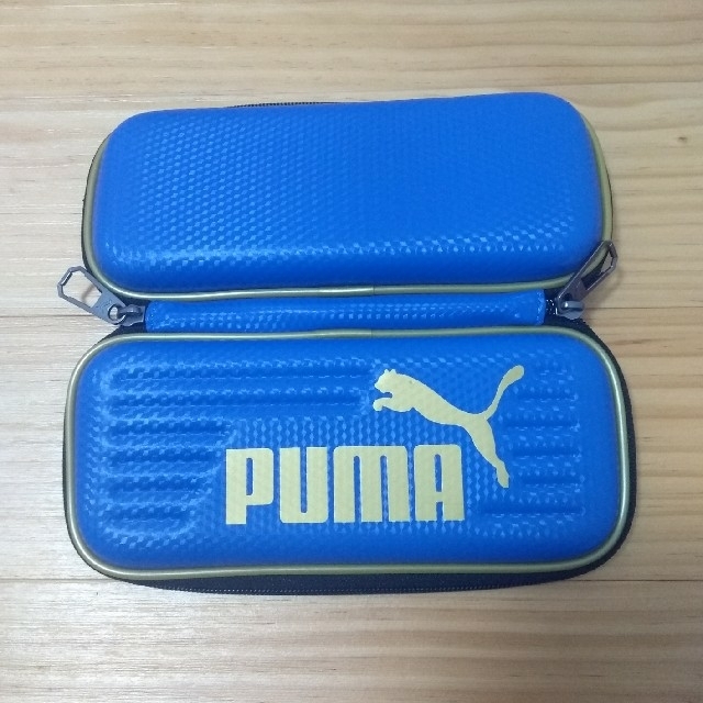 PUMA(プーマ)のプーマ　筆箱 インテリア/住まい/日用品の文房具(ペンケース/筆箱)の商品写真