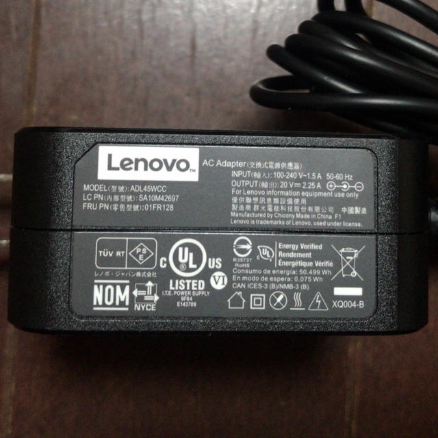 Lenovo(レノボ)のLenovo ACアダプター スマホ/家電/カメラのPC/タブレット(PC周辺機器)の商品写真