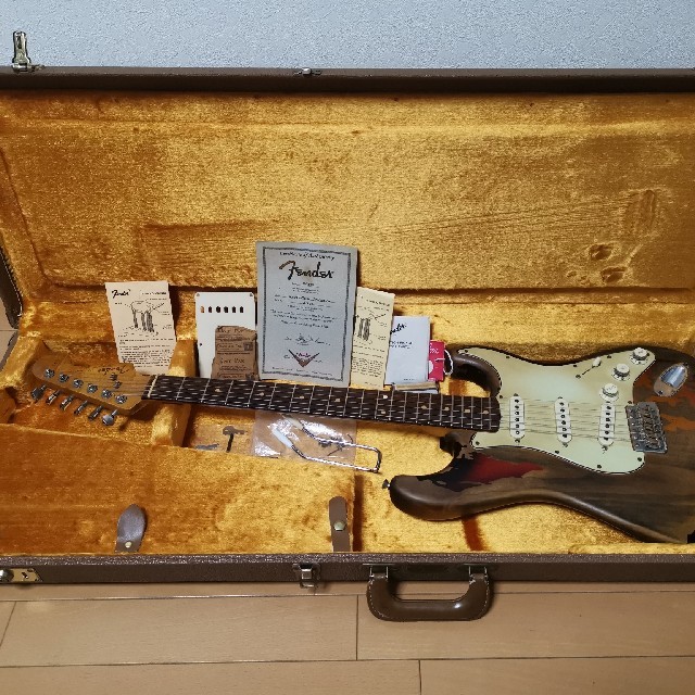 専用Fender Rory Gallagher Stratocaster