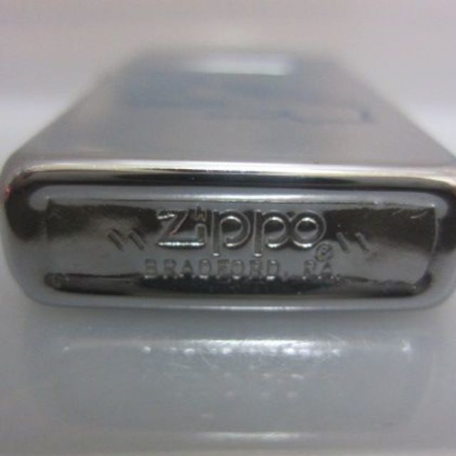 ZIPPO(ジッポー)のスリムZippo中古　　1986年製カリフォルニア メンズのファッション小物(タバコグッズ)の商品写真