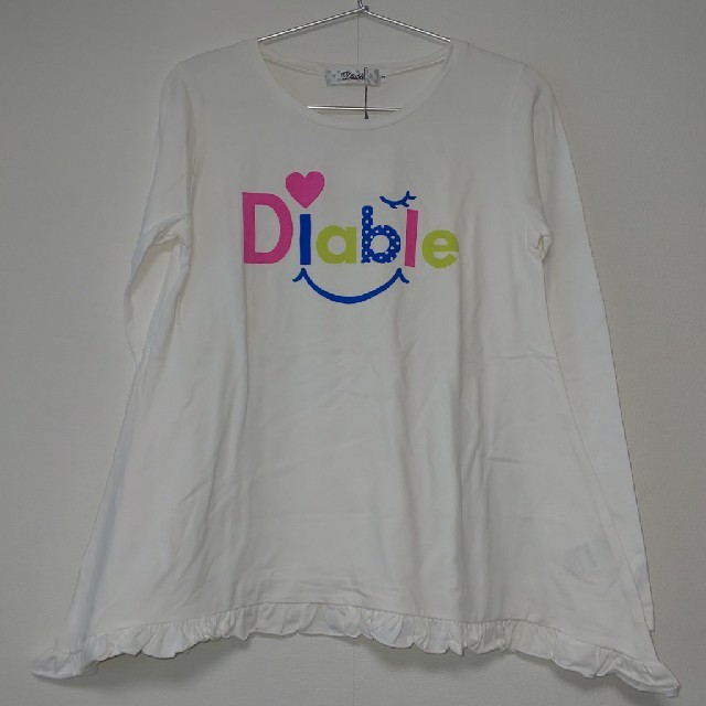 BeBe(ベベ)の女児 長袖カットソー キッズ/ベビー/マタニティのキッズ服女の子用(90cm~)(Tシャツ/カットソー)の商品写真