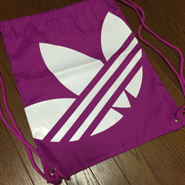 adidas(アディダス)のadidas  ジムバッグ レディースのバッグ(リュック/バックパック)の商品写真