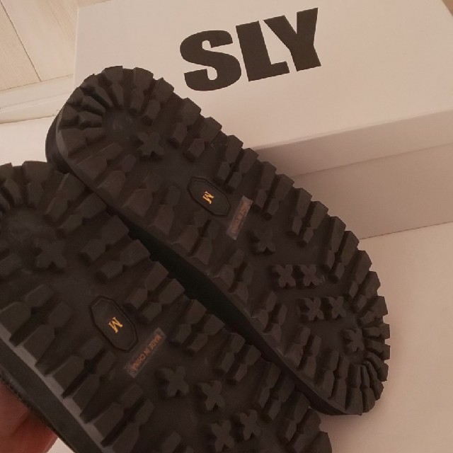 SLY(スライ)の完売 SLY レースアップ グラディエーター サンダル Ｍ  定価12895円 レディースの靴/シューズ(サンダル)の商品写真