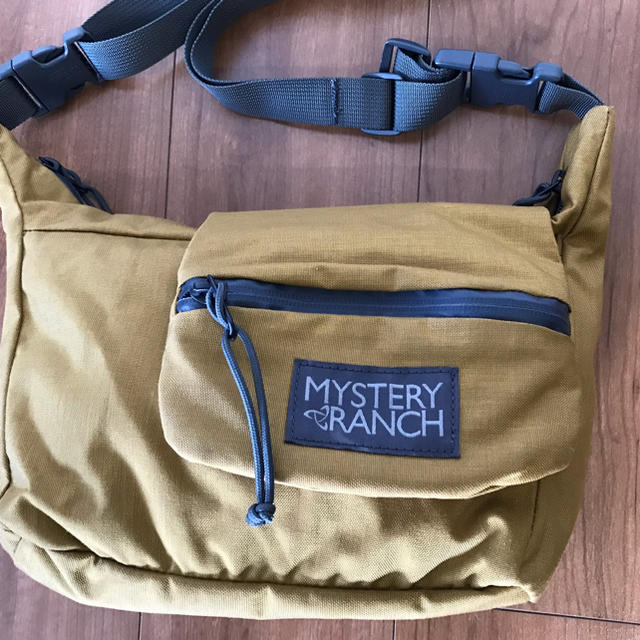 MYSTERY RANCH(ミステリーランチ)のこてつ様専用です。美品 ミステリーランチショルダーバッグ メンズのバッグ(ショルダーバッグ)の商品写真