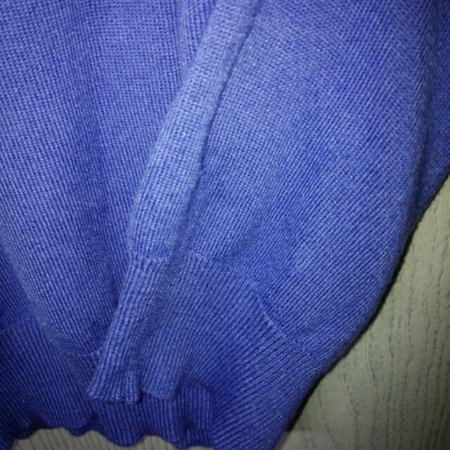 apart by lowrys(アパートバイローリーズ)の半袖Vニット☆ブルー レディースのトップス(Tシャツ(半袖/袖なし))の商品写真