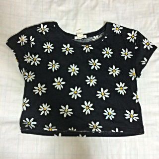 フォーエバートゥエンティーワン(FOREVER 21)のforever21 花柄Tシャツ(Tシャツ(半袖/袖なし))