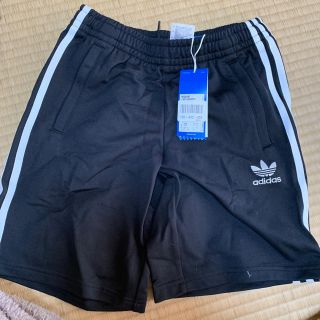 アディダス(adidas)の   adidasショートパンツ(パンツ/スパッツ)