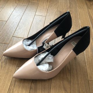 ザラ(ZARA)の【新品未使用】 ZARA パンプス(ハイヒール/パンプス)