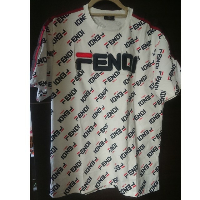 FENDI(フェンディ)のFENDI×FILA風Tシャツ XXL メンズのトップス(Tシャツ/カットソー(半袖/袖なし))の商品写真