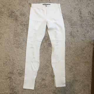 ジョーズジーンズ(JOE’S JEANS)の新品 Joe'sの ダメージ ホワイト レギンスパンツ(カジュアルパンツ)