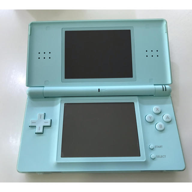 ニンテンドーDS(ニンテンドーDS)の任天堂DS lite ブルー ソフト7本セット エンタメ/ホビーのゲームソフト/ゲーム機本体(携帯用ゲーム機本体)の商品写真