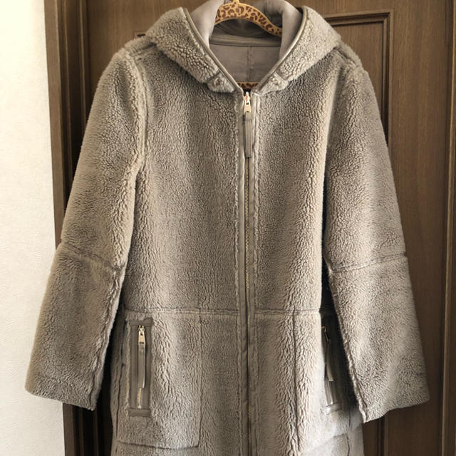 ZARA(ザラ)のZARA リバーシブルムートンコート レディースのジャケット/アウター(ムートンコート)の商品写真