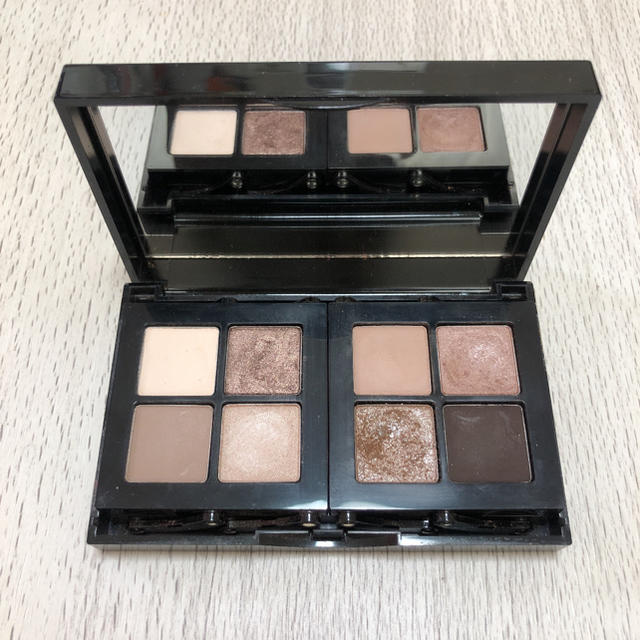 新品 Bobbi Brown ボビイ ブラウン ホット ココアメイクパレット