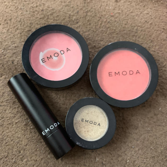 EMODA(エモダ)のEMODA cosmetic コスメ/美容のベースメイク/化粧品(その他)の商品写真