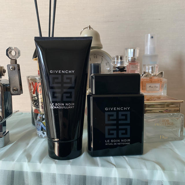 GIVENCHY(ジバンシィ)のジバンシイ クレンジング 洗顔セット コスメ/美容のスキンケア/基礎化粧品(クレンジング/メイク落とし)の商品写真