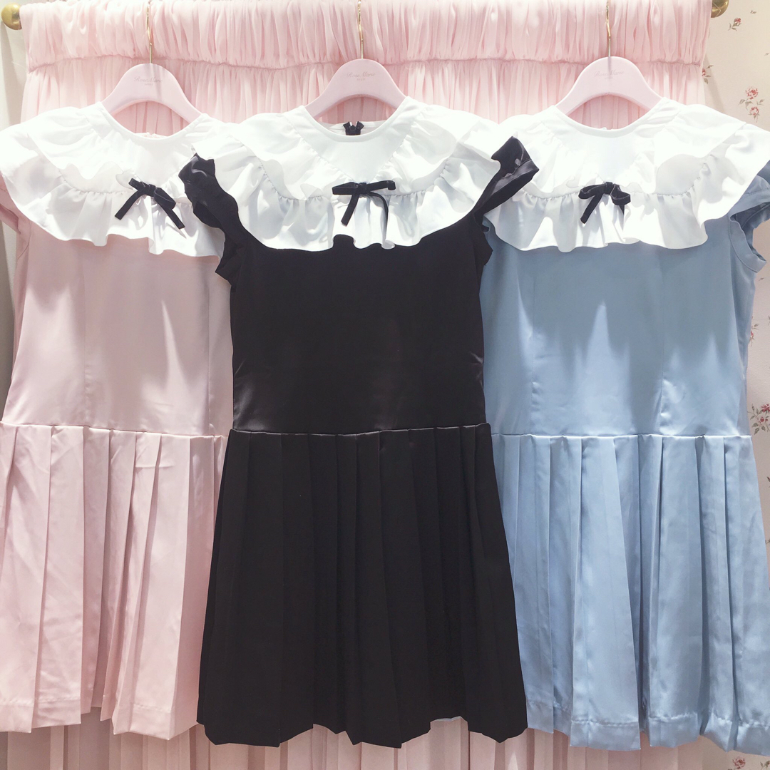 syrup.(シロップ)の新品♡送料無料♡定価27500円♡ローズマリーソワール♡お嬢様プリーツワンピース レディースのワンピース(ひざ丈ワンピース)の商品写真