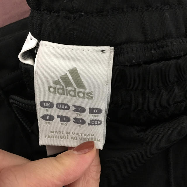 adidas(アディダス)の美品adidasジャージ レディースのトップス(トレーナー/スウェット)の商品写真