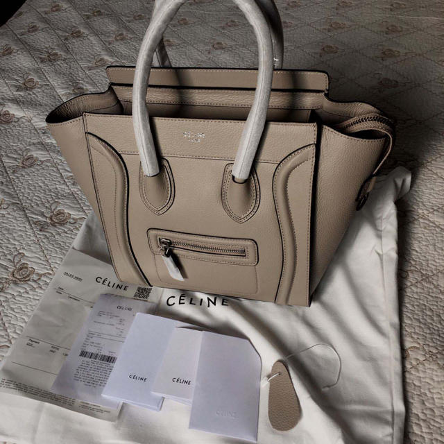 celine(セリーヌ)のセリーヌ ラゲージマイクロサイズグレージュ色 レディースのファッション小物(その他)の商品写真