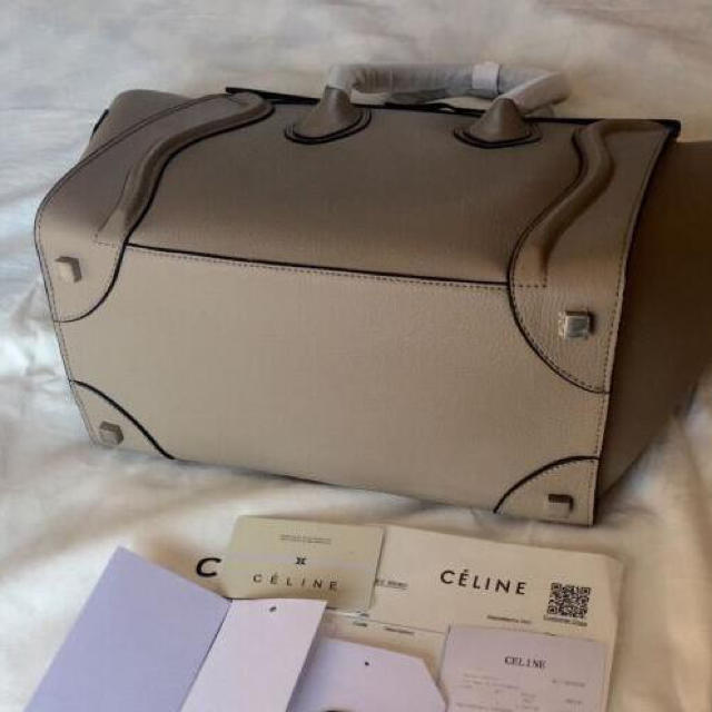 celine(セリーヌ)のセリーヌ ラゲージマイクロサイズグレージュ色 レディースのファッション小物(その他)の商品写真