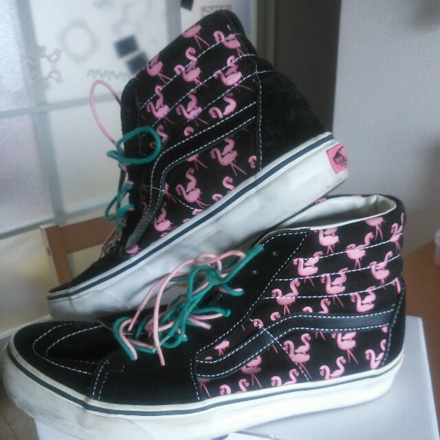 VANS フラミンゴ柄 ローカットスニーカー - メルカリ