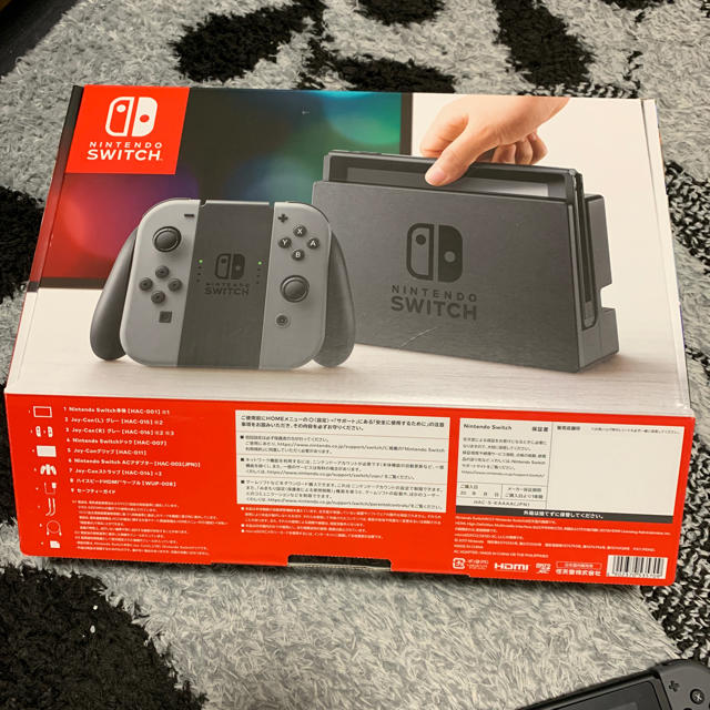 任天堂Switch 本体