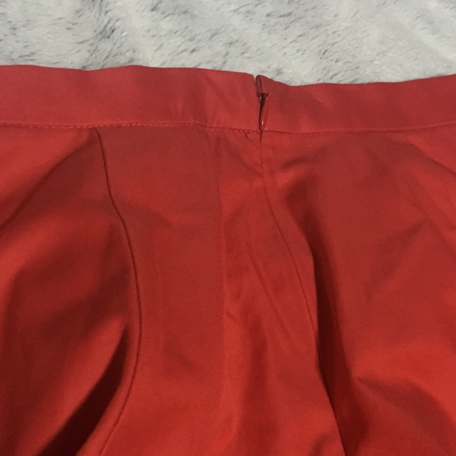 apart by lowrys(アパートバイローリーズ)のyokoさん着用 スカート アパートバイ レディースのスカート(ひざ丈スカート)の商品写真