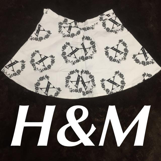 H&M(エイチアンドエム)のH&M 個性的ミニスカート❤︎ レディースのスカート(ミニスカート)の商品写真