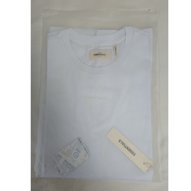 FEAR OF GOD(フィアオブゴッド)のFOG ESSENTIALS Tシャツ M メンズのトップス(Tシャツ/カットソー(半袖/袖なし))の商品写真