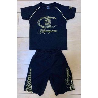 チャンピオン(Champion)ののんちゃんさん専用Champion 半袖＋短パンのセットアップ　白黒2着 95(Tシャツ/カットソー)