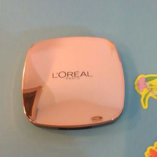 ロレアルパリ(L'Oreal Paris)の【最終価格】美品！ロレアルパリのチーク。ルーセントマジックブラッシュ０３(チーク)