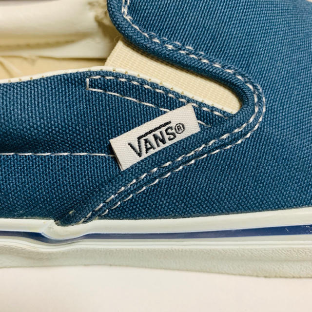 VANS(ヴァンズ)のVANS スリッポン ネイビー メンズの靴/シューズ(スリッポン/モカシン)の商品写真