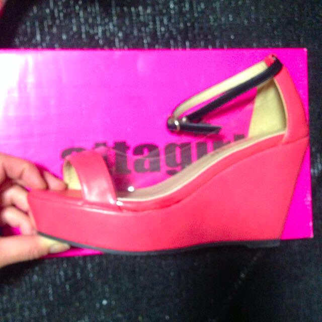 ピンク×クリア×黒  ウェッジパンプス レディースの靴/シューズ(ハイヒール/パンプス)の商品写真